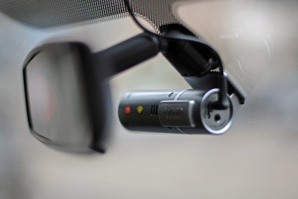 Установка видеорегистратора